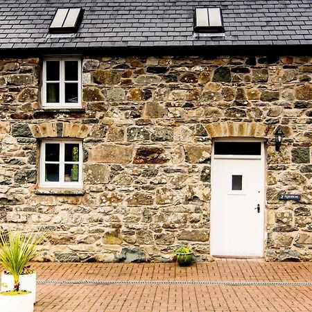 Gellifawr Woodland Retreat Hotell Pontfaen Exteriör bild